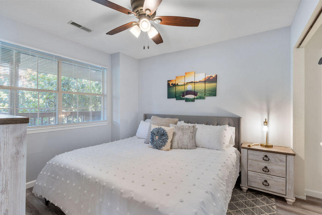 13 Woodpecker Lane Unit: 6