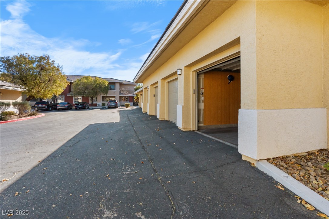 900 Domnus Lane 102