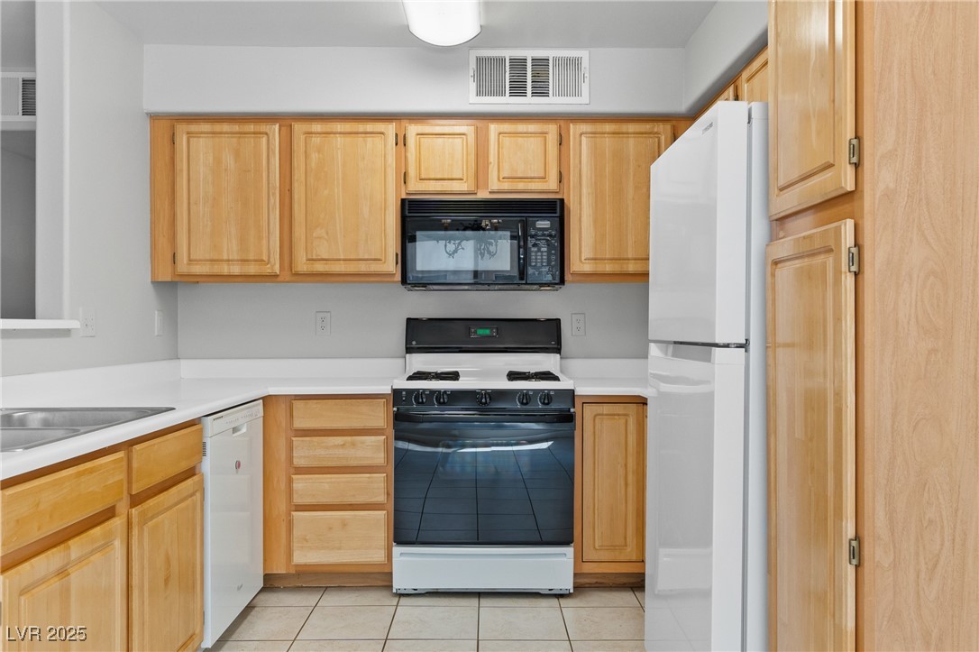 5710 East Tropicana Avenue 1184