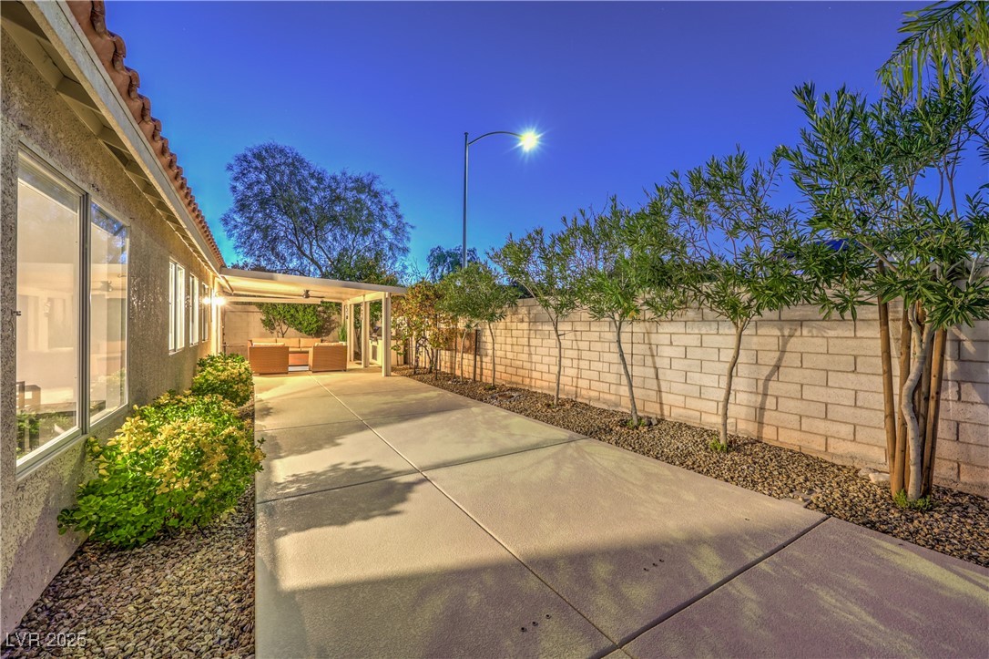 8900 Big Plantation Avenue