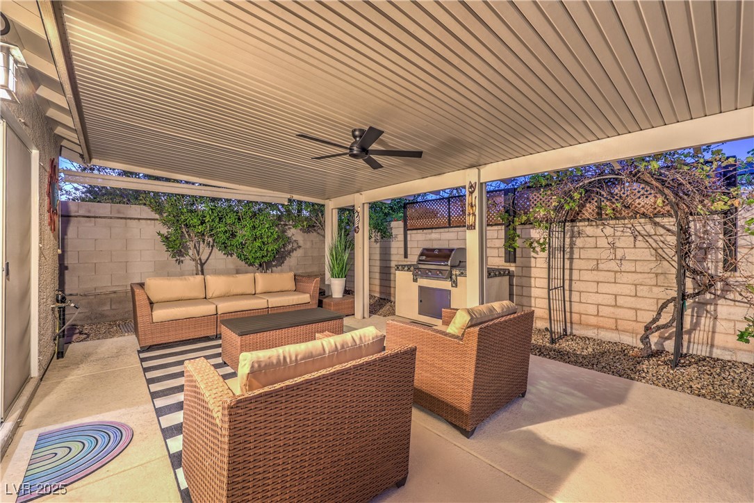 8900 Big Plantation Avenue