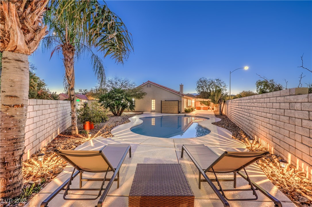 8900 Big Plantation Avenue