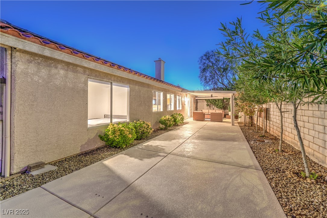 8900 Big Plantation Avenue