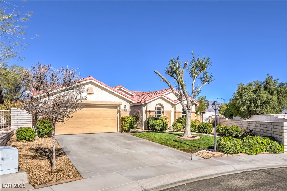 8900 Big Plantation Avenue