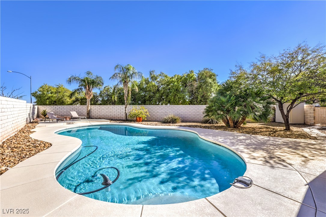 8900 Big Plantation Avenue