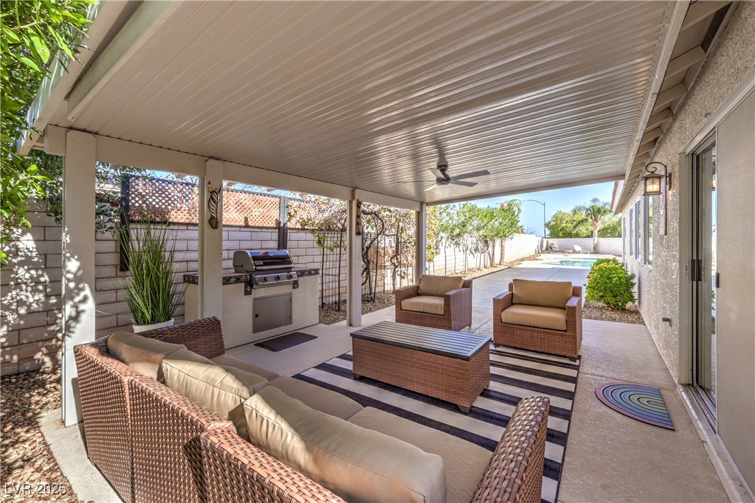 8900 Big Plantation Avenue