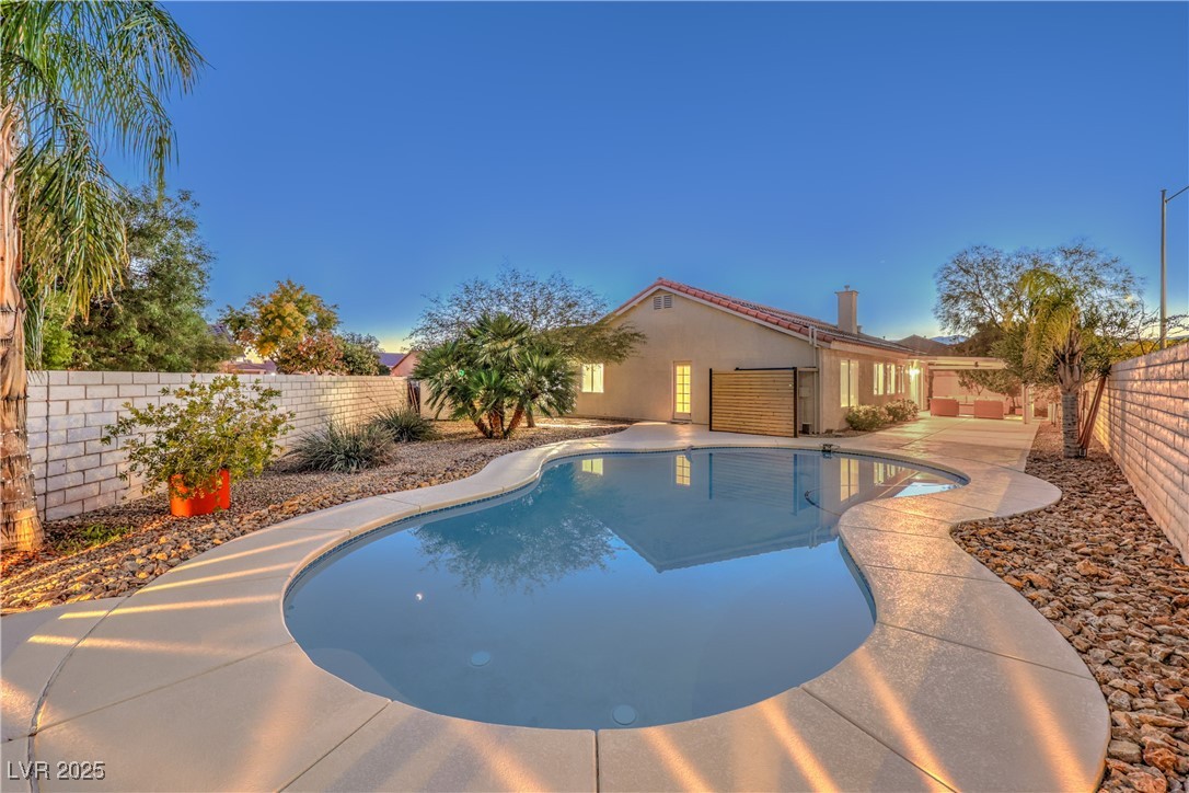 8900 Big Plantation Avenue