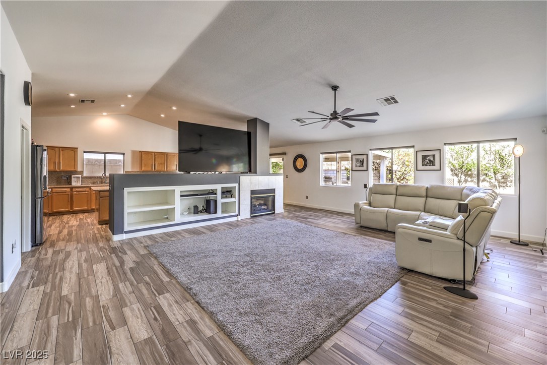 8900 Big Plantation Avenue