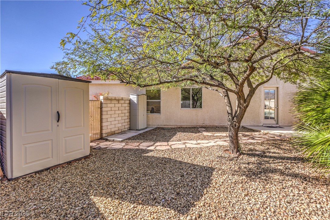 8900 Big Plantation Avenue