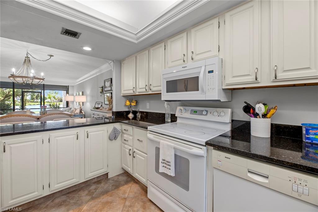 4200 Steamboat BEND Unit: 102