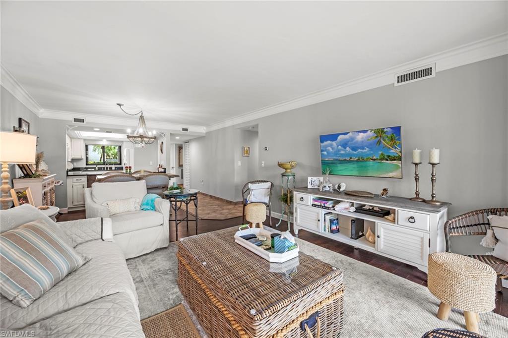 4200 Steamboat BEND Unit: 102