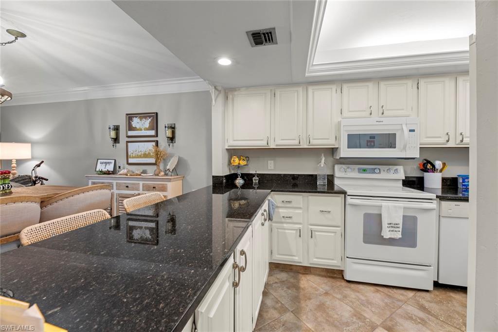 4200 Steamboat BEND Unit: 102