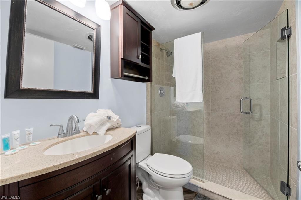 5570 Avenida Pescadora