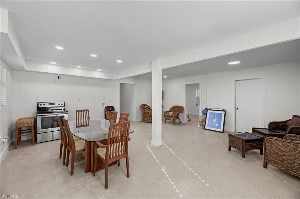 5570 Avenida Pescadora