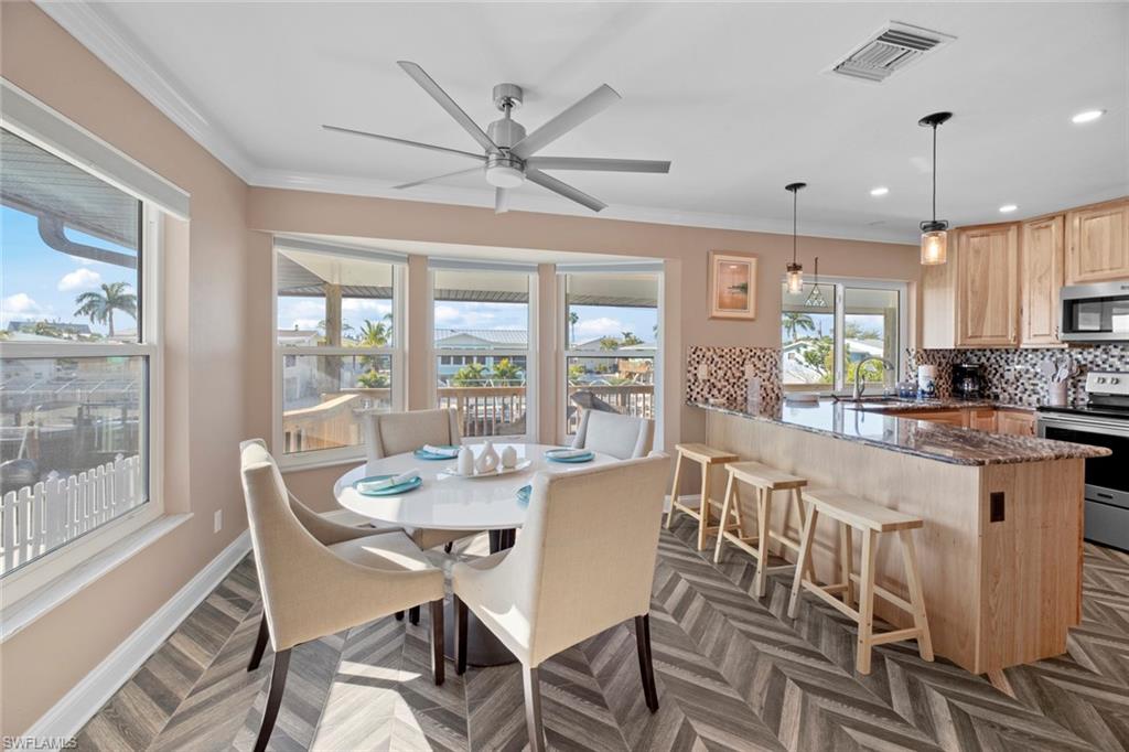 5570 Avenida Pescadora