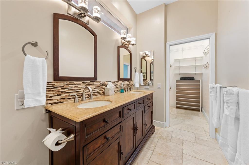 13541 Southampton DR