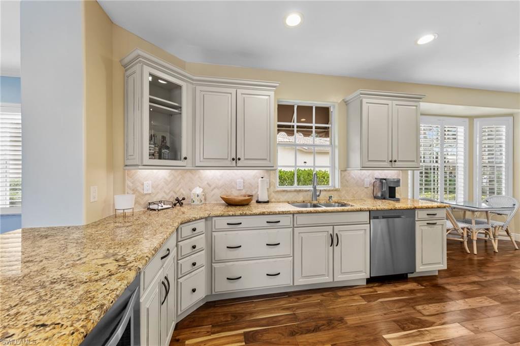 13541 Southampton DR