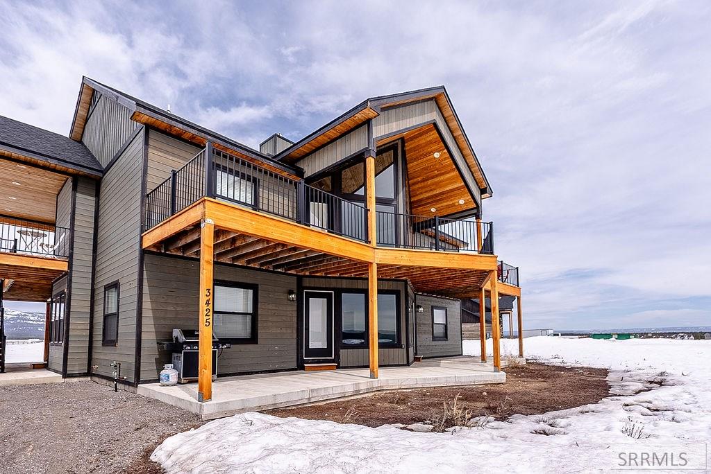 3425 Kestrel, Island Park