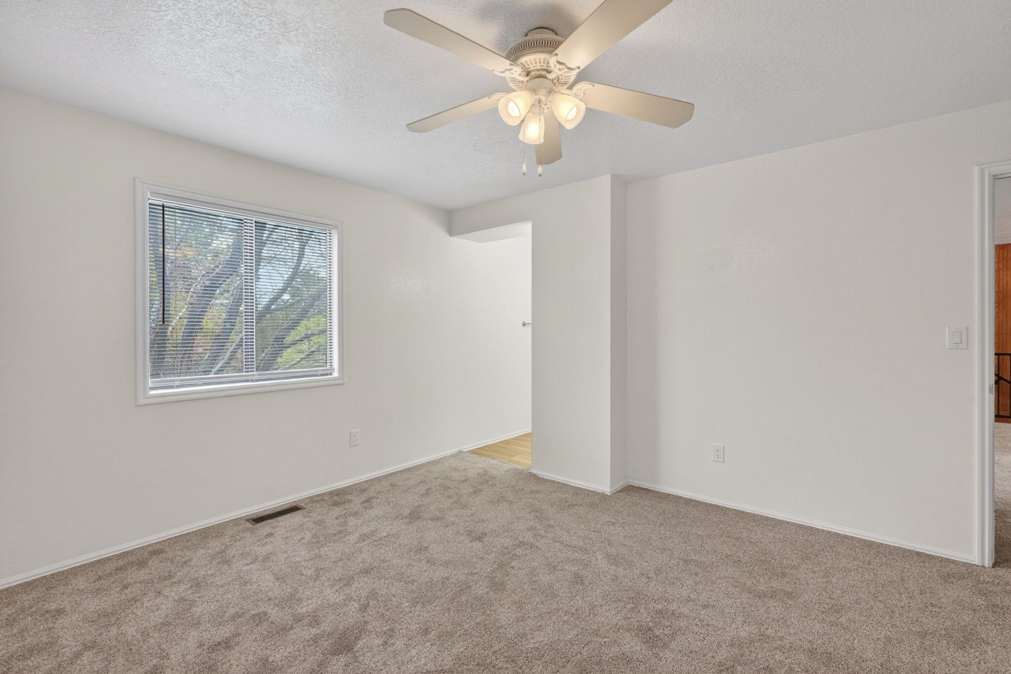 87 Plateau Dr