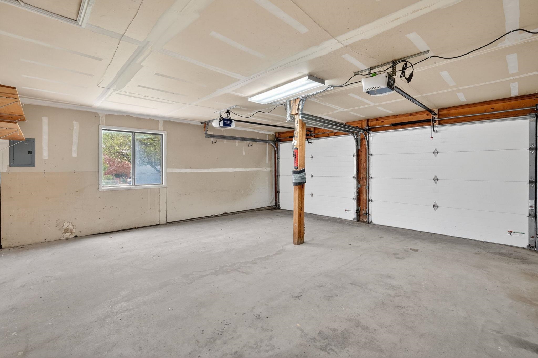 87 Plateau Dr