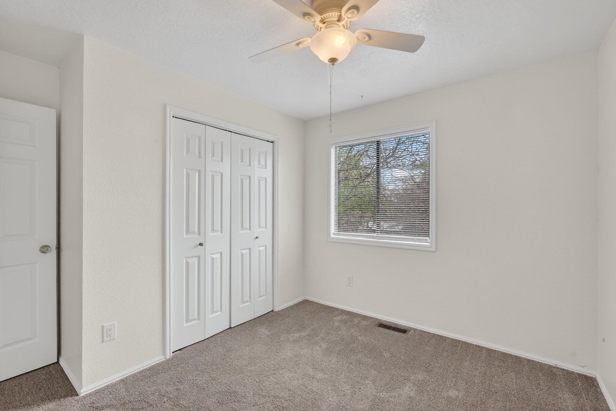 87 Plateau Dr