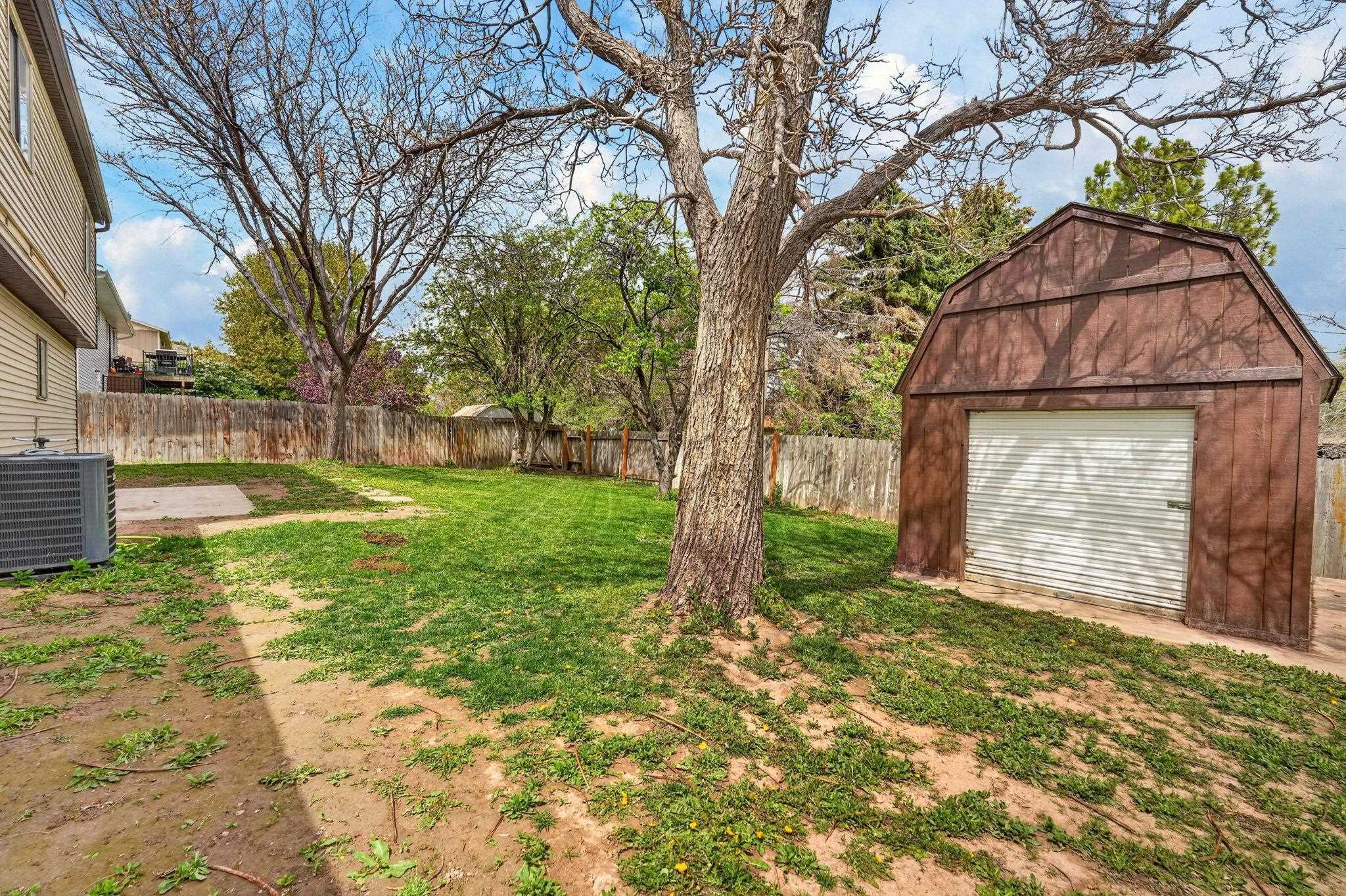 87 Plateau Dr