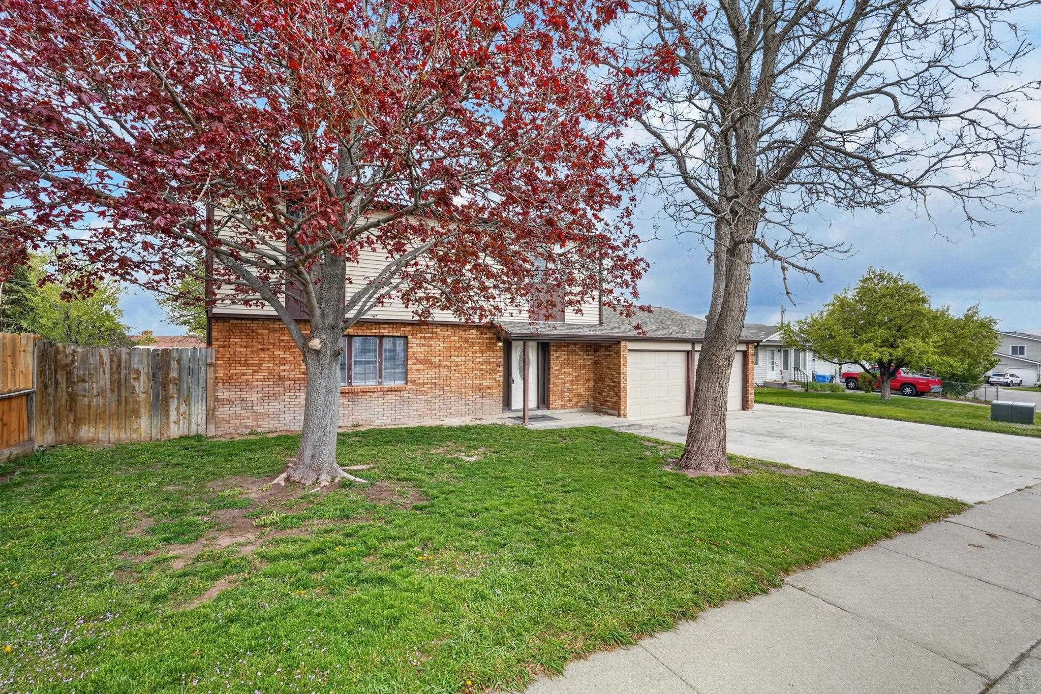 87 Plateau Dr