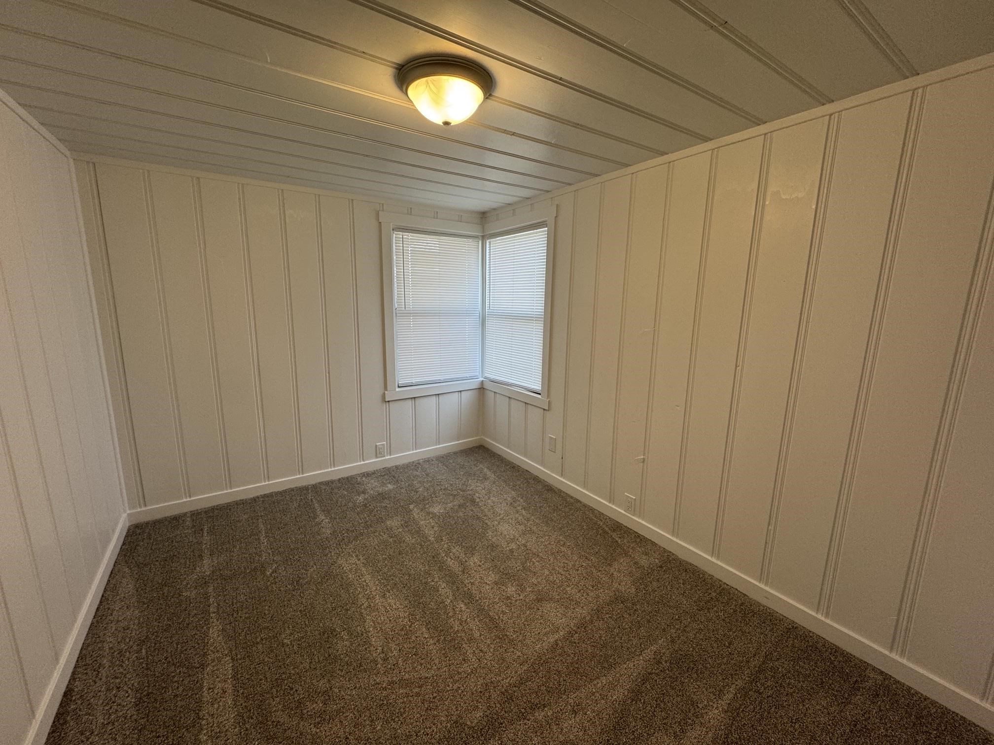 110 Topaz St