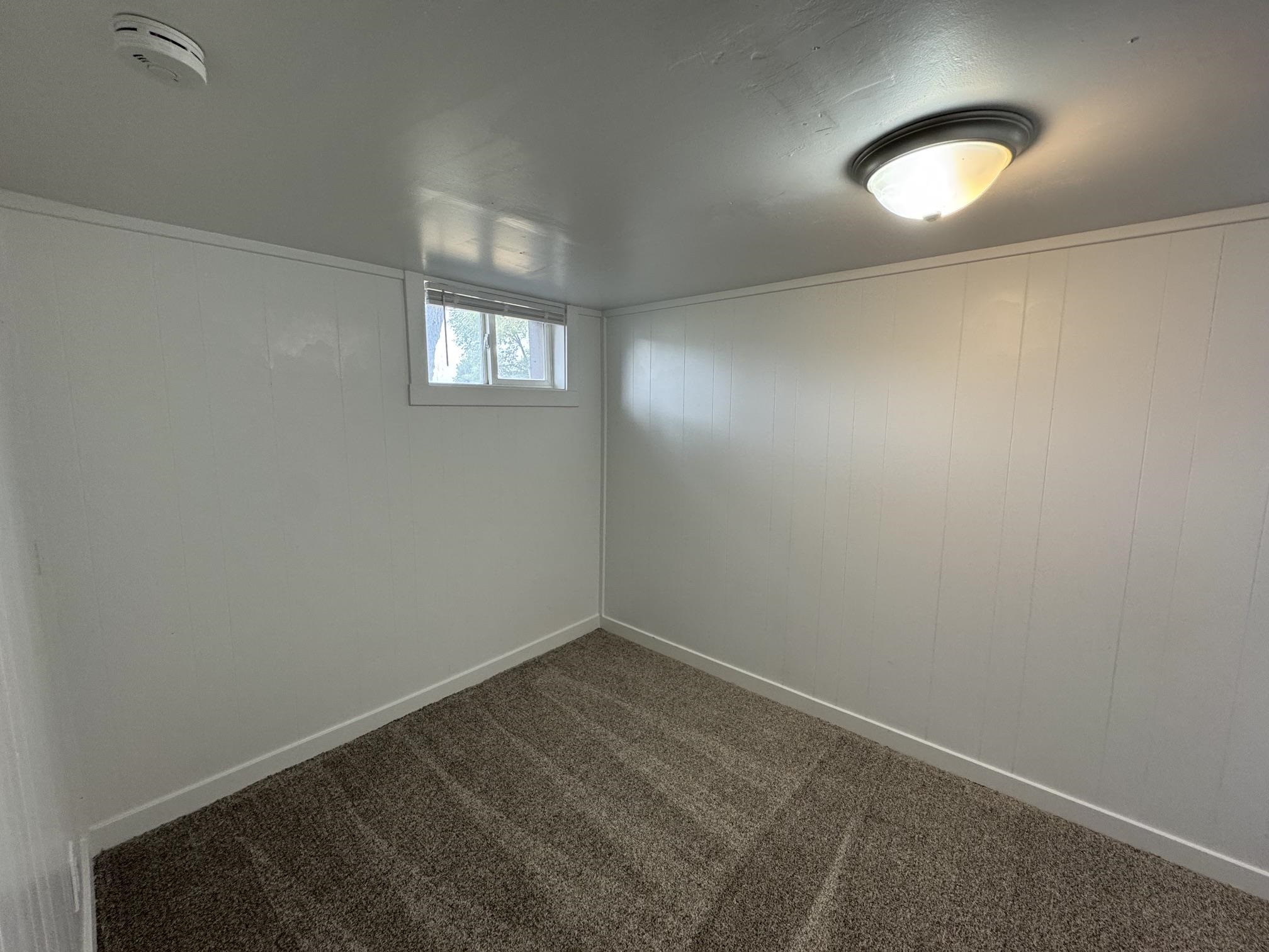 110 Topaz St