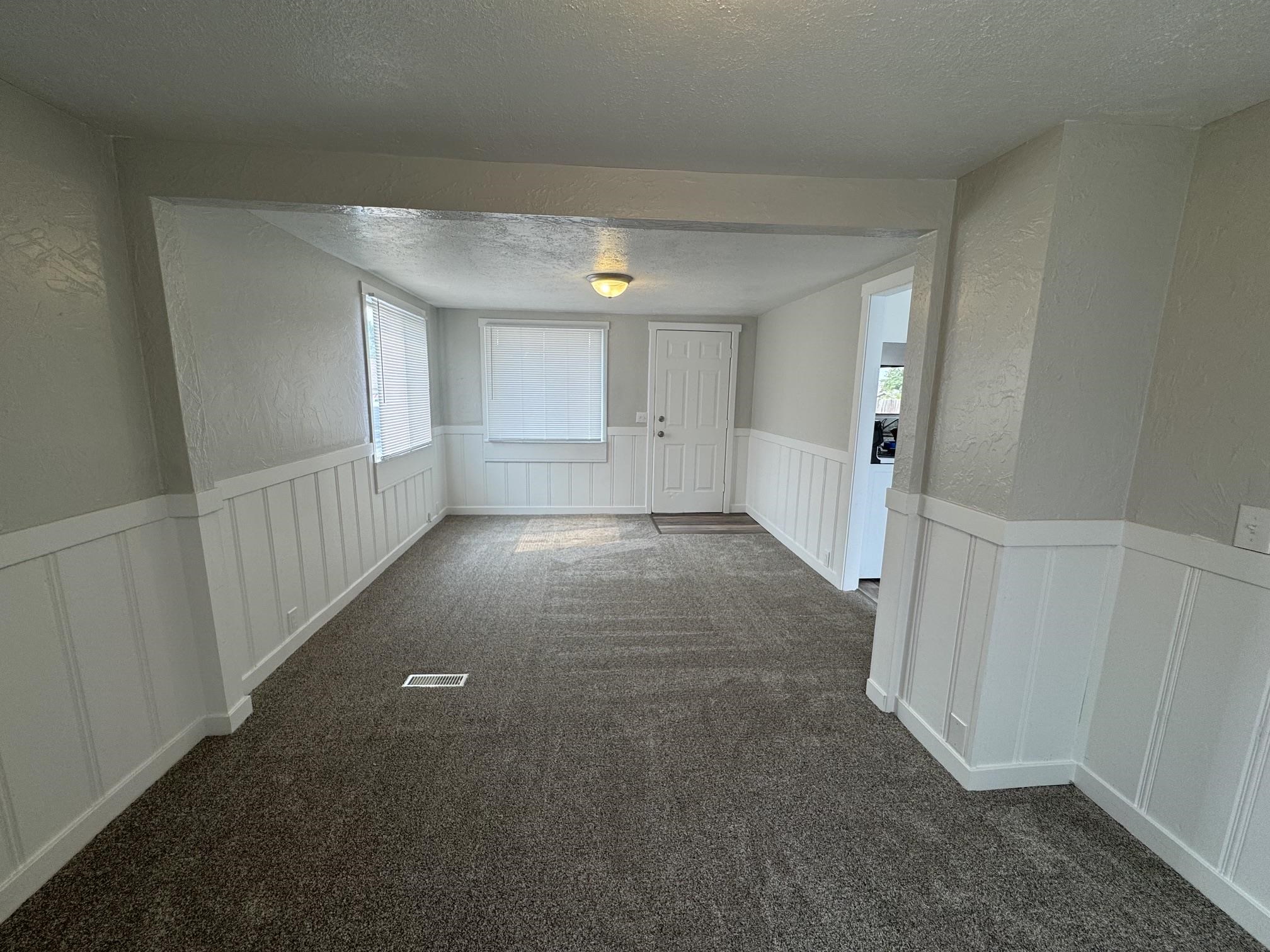 110 Topaz St