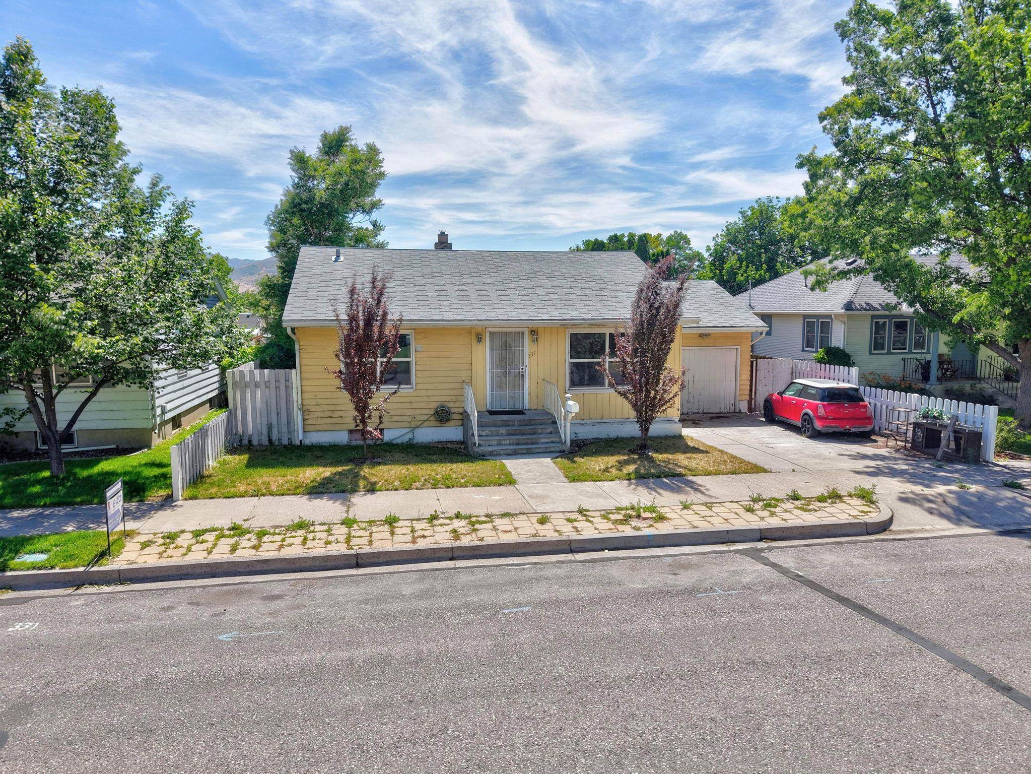 331 N 14th Ave