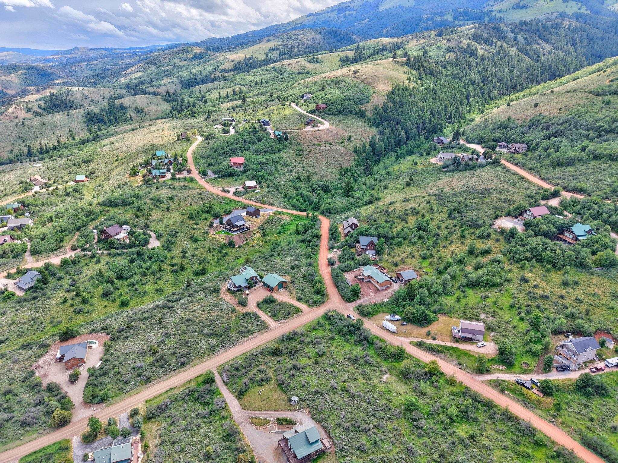 496 Hickock Dr