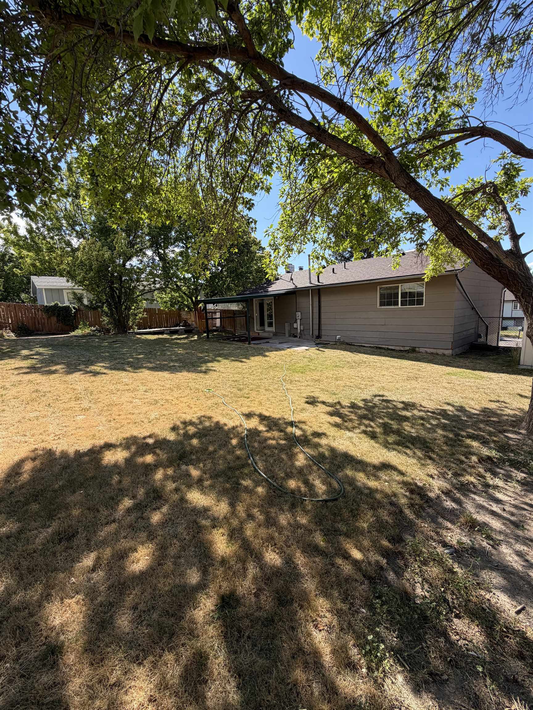 2285 Horizon Dr