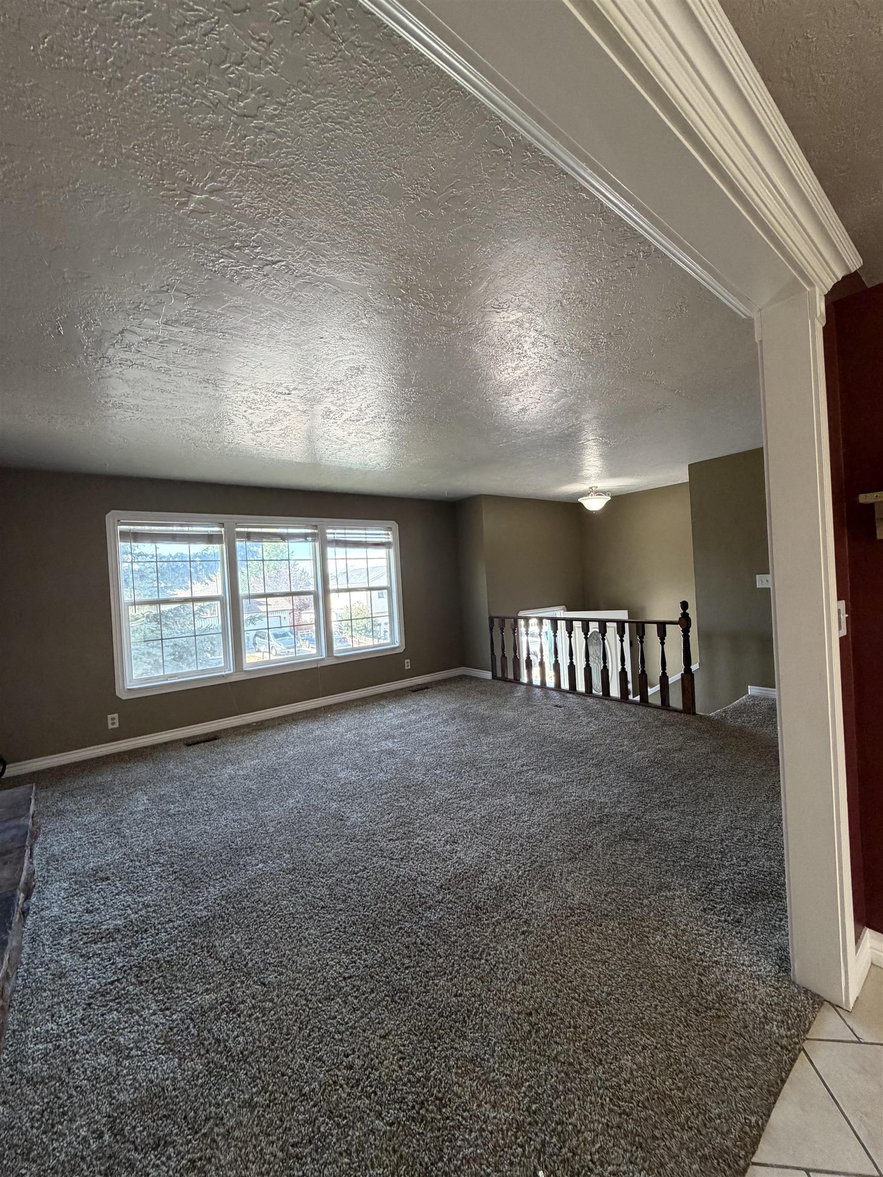 2285 Horizon Dr