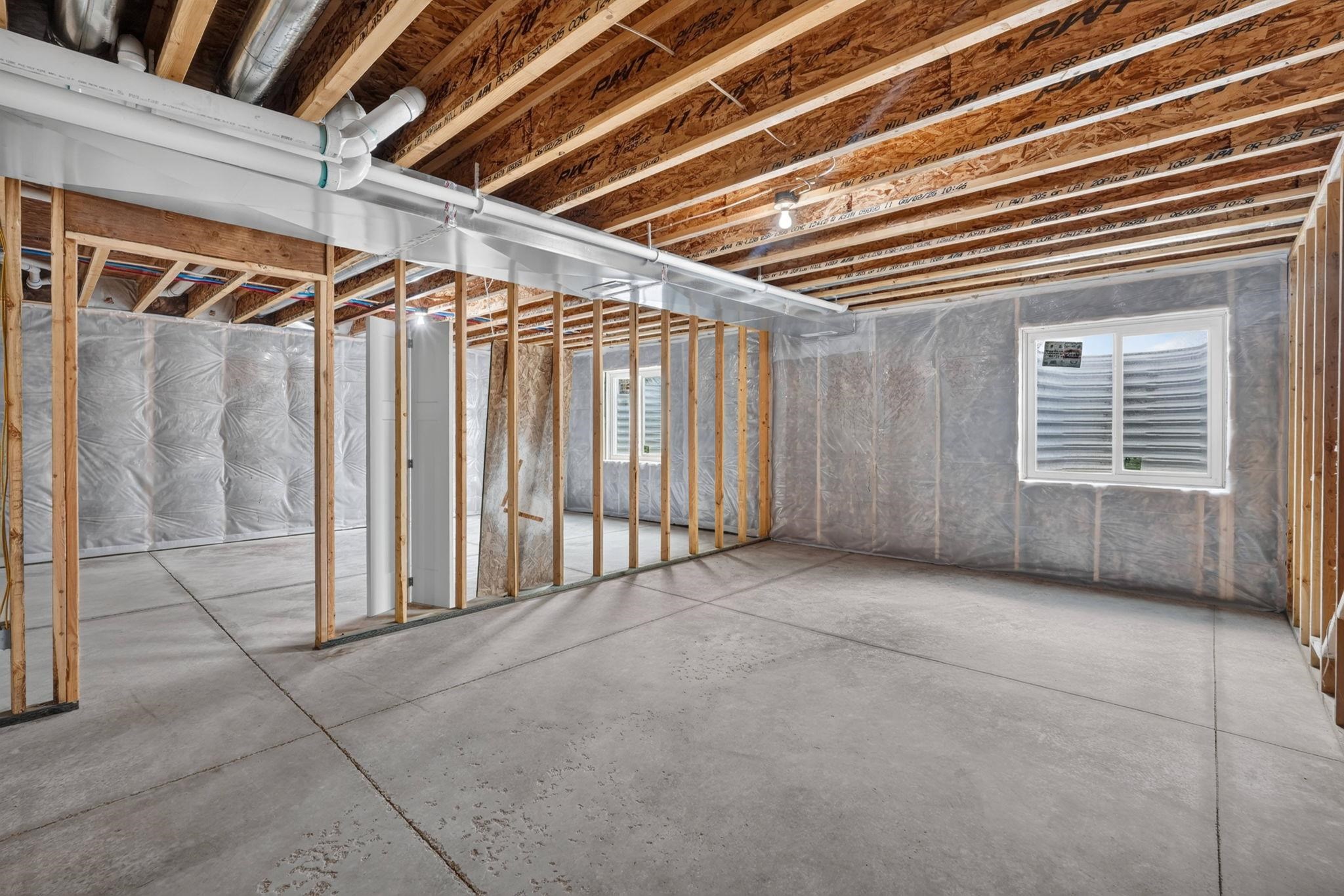 404 W 16th St