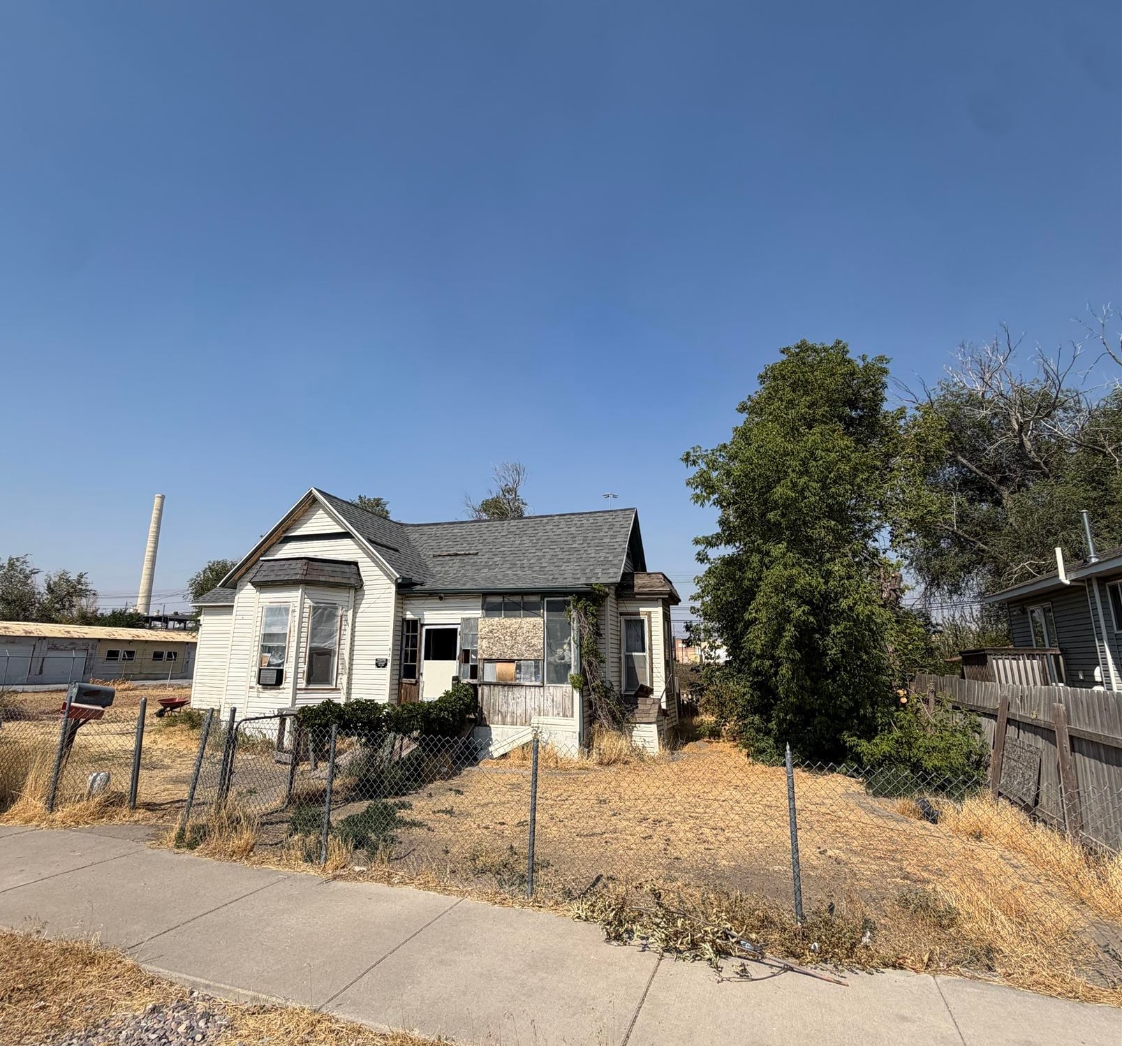 820 N Harrison Ave