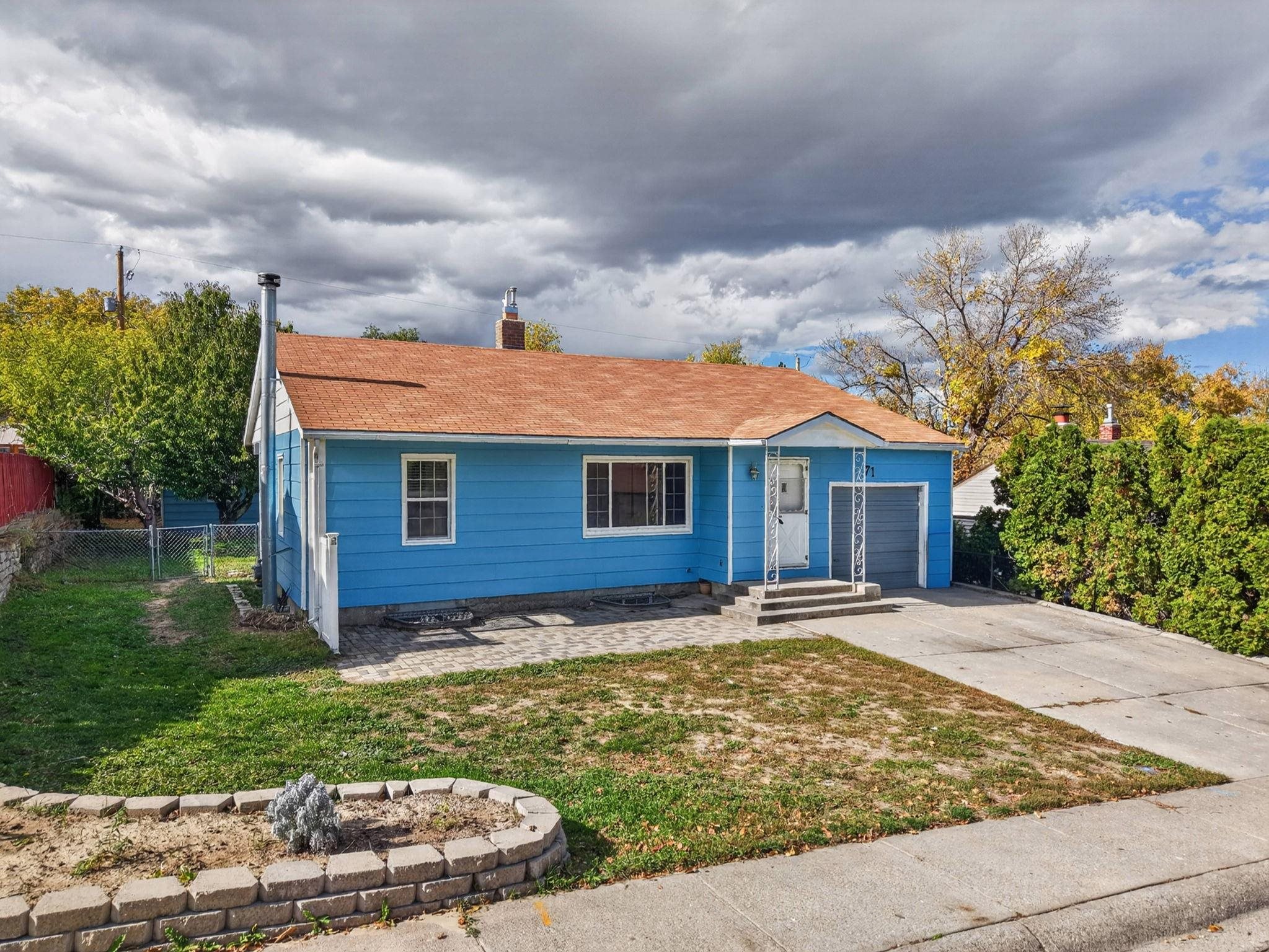71 Hillcrest