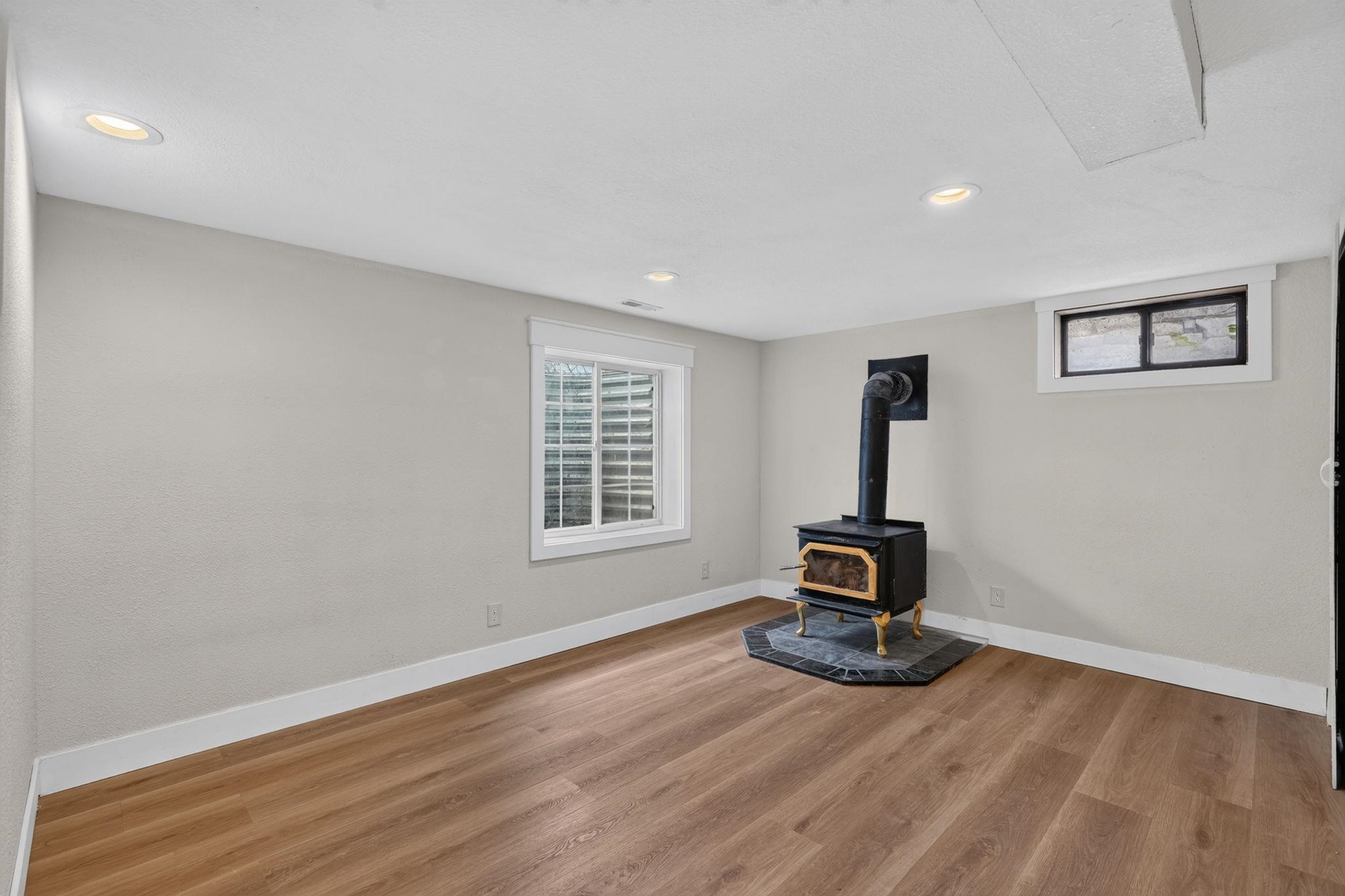 71 Hillcrest