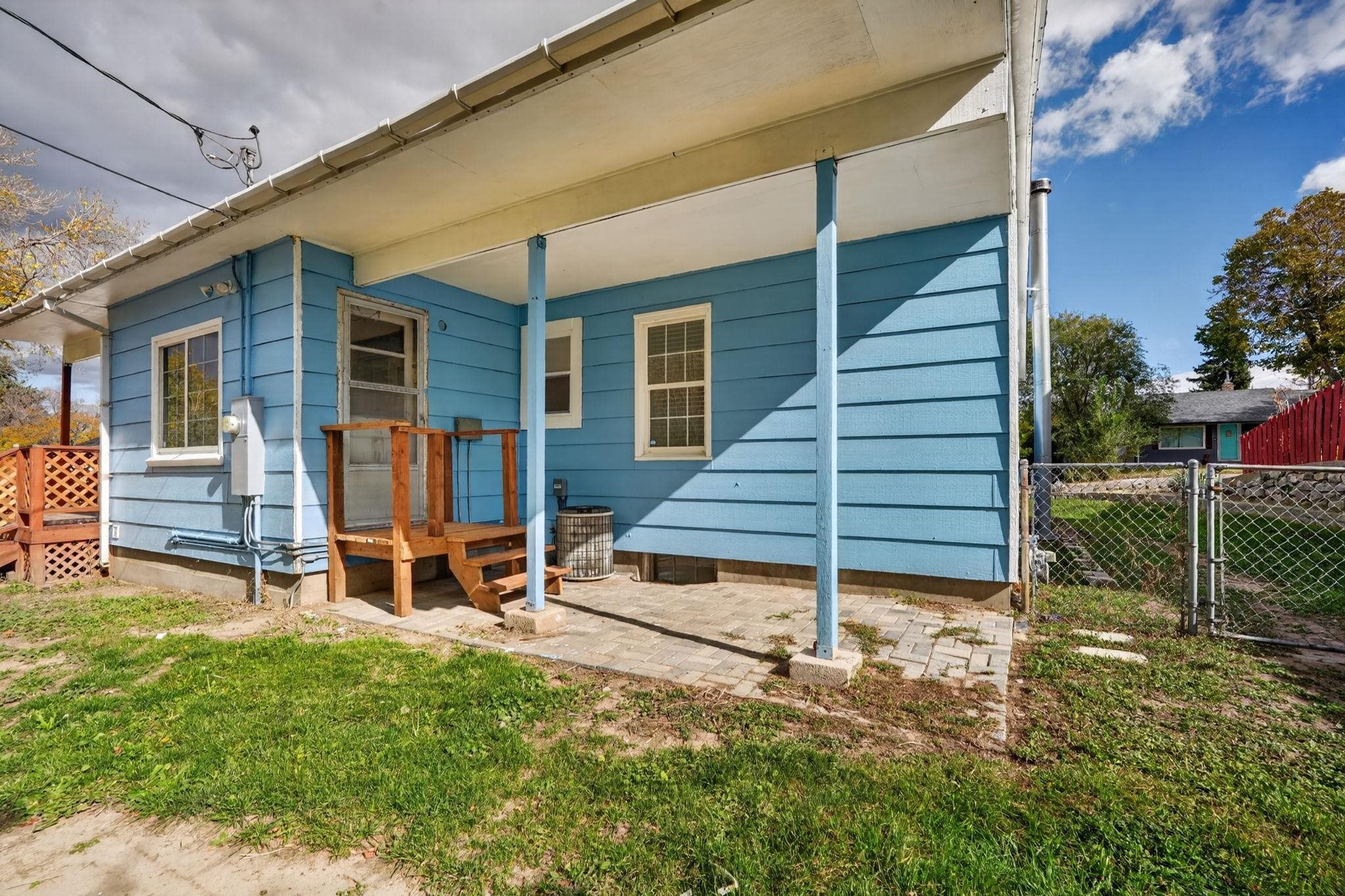 71 Hillcrest