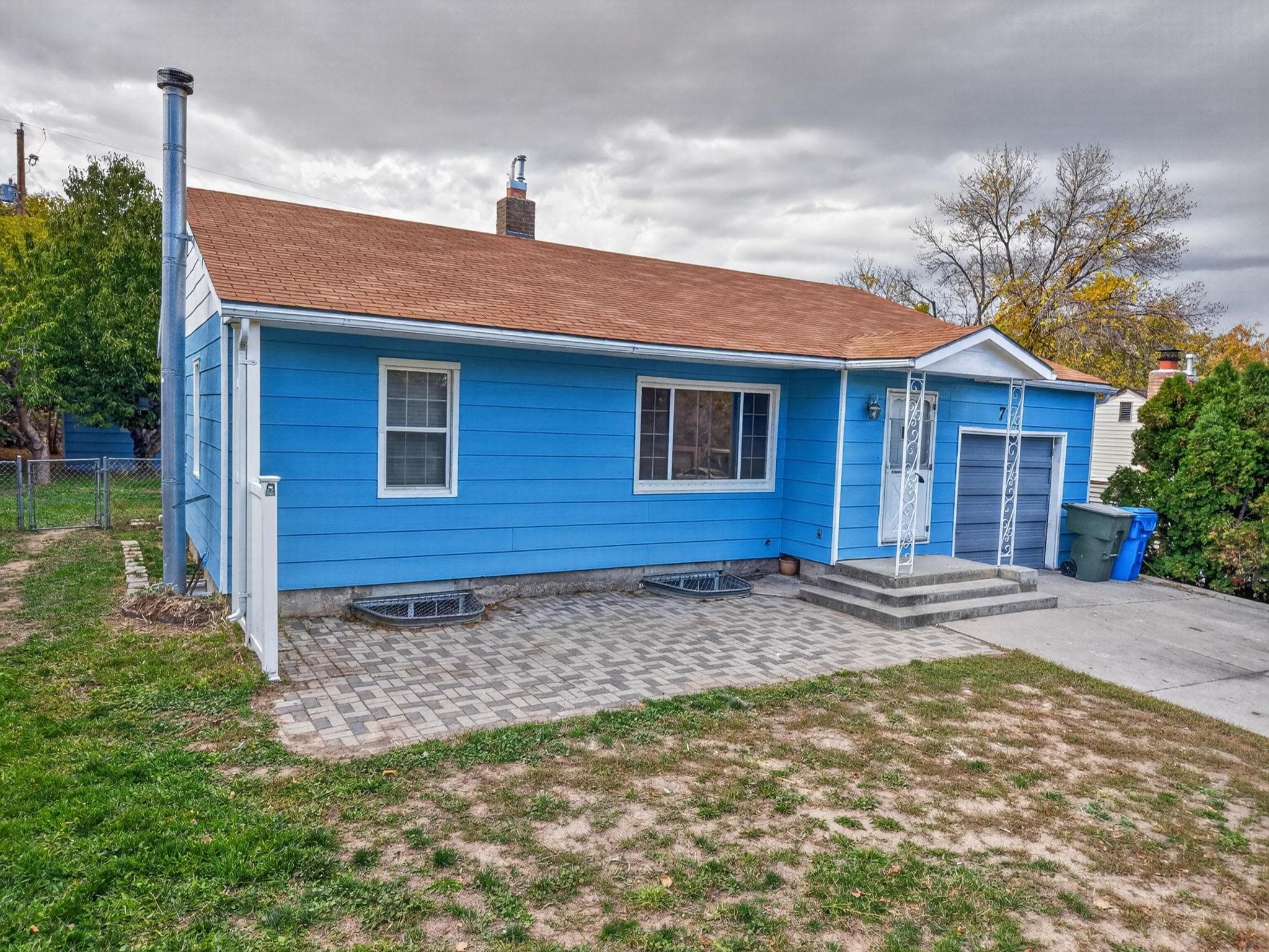 71 Hillcrest
