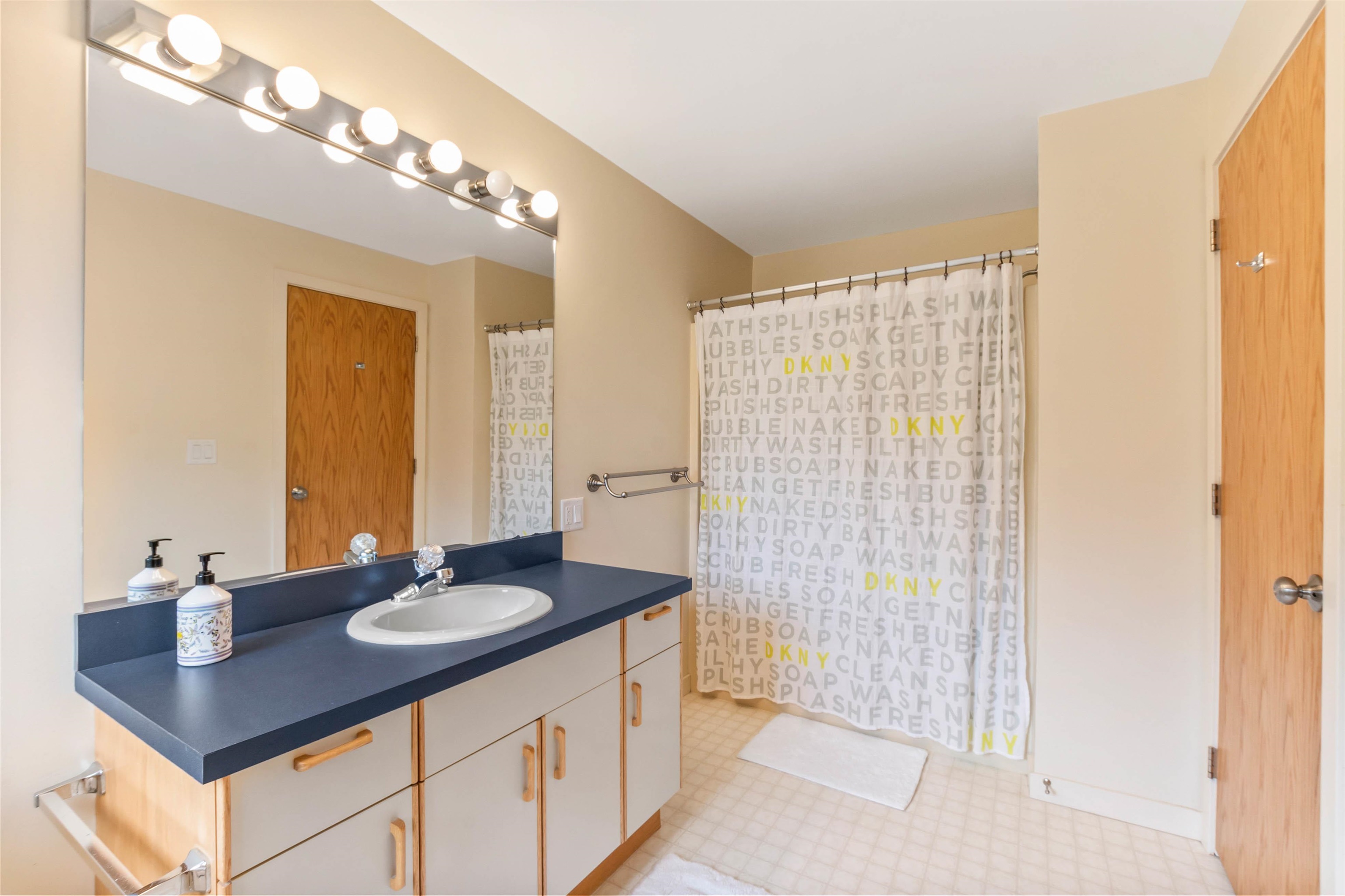 11 North Peak Road Unit: 11