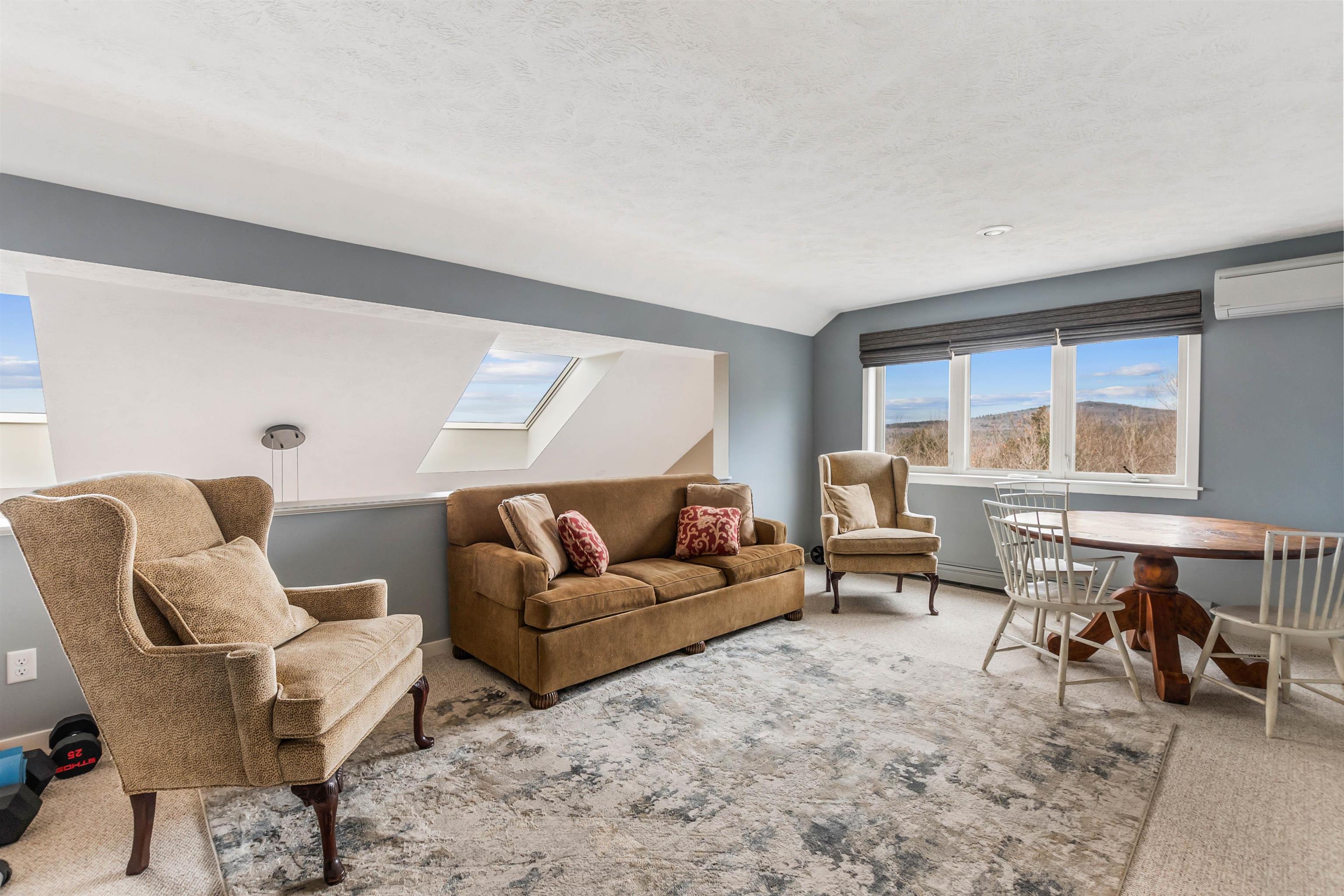 11 North Peak Road Unit: 11