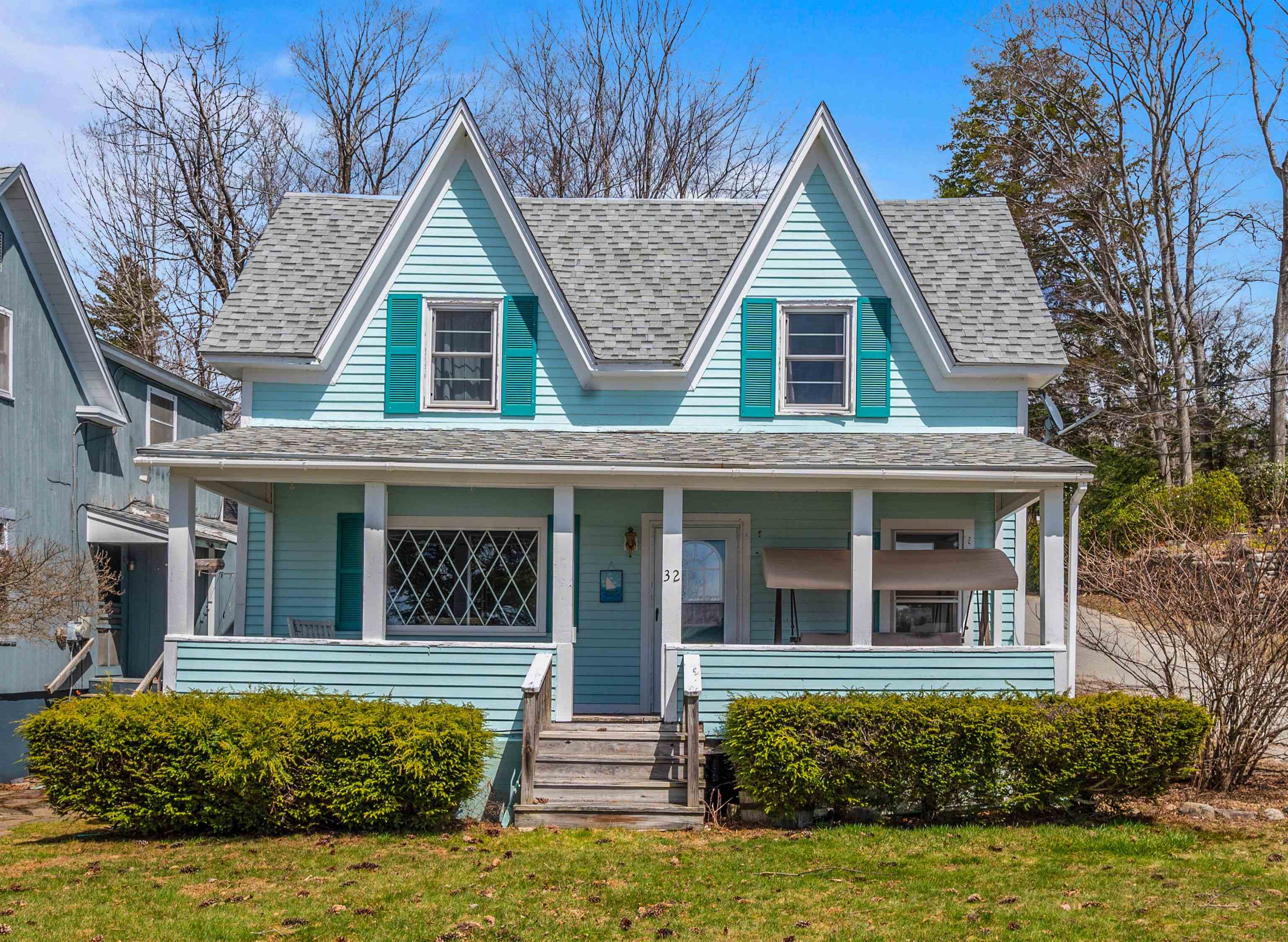 32 Lake Avenue