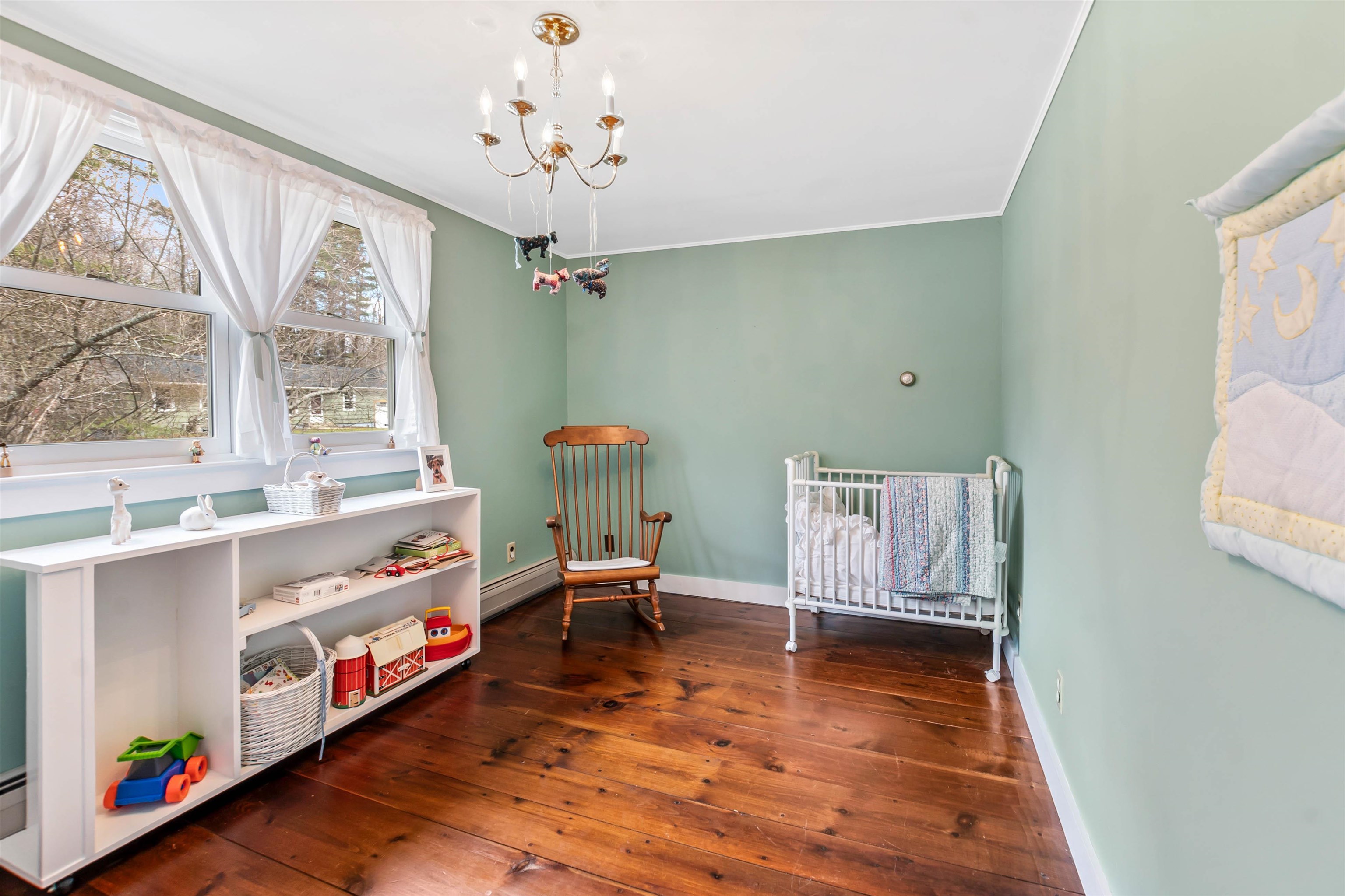 83 Squires Lane