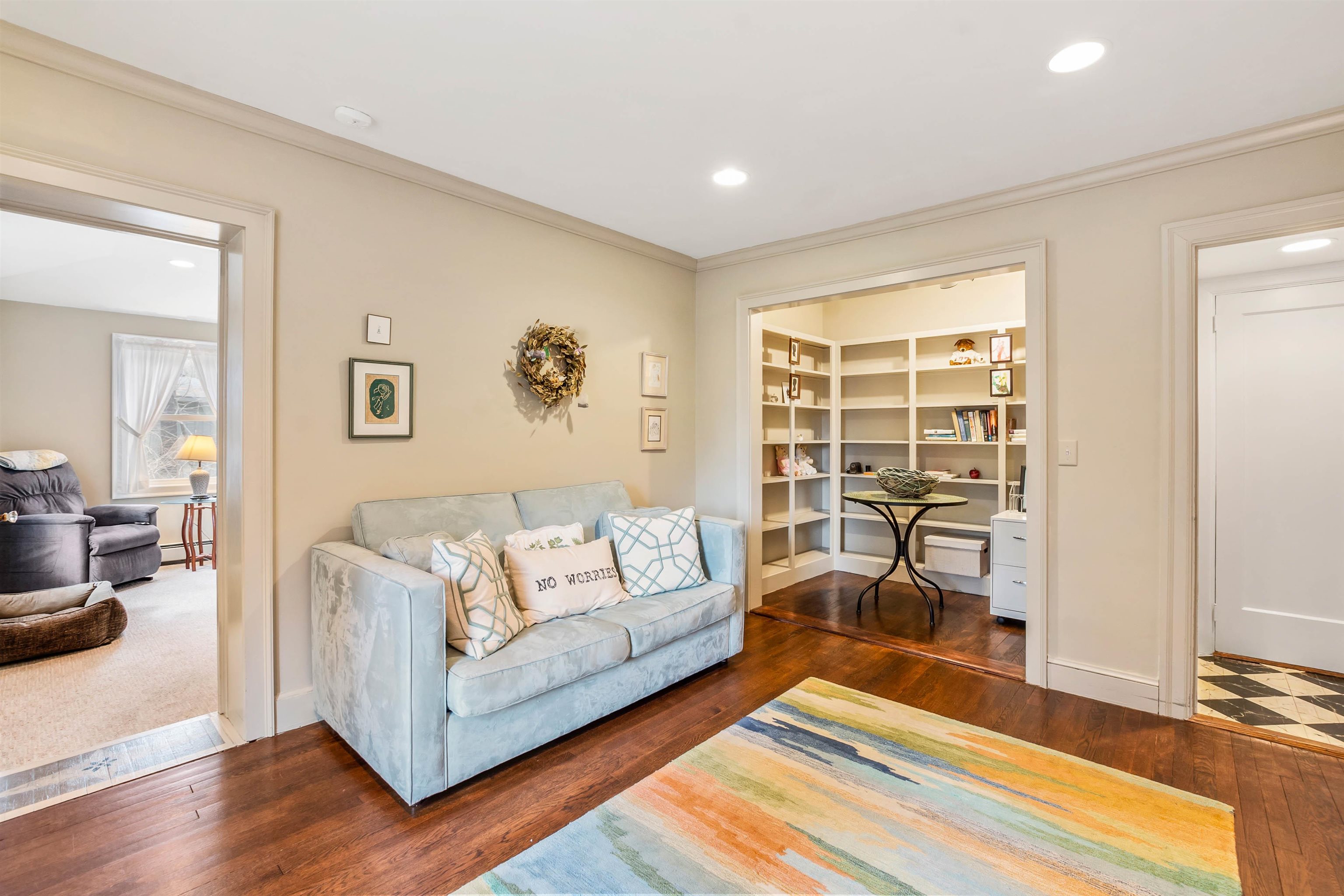 83 Squires Lane