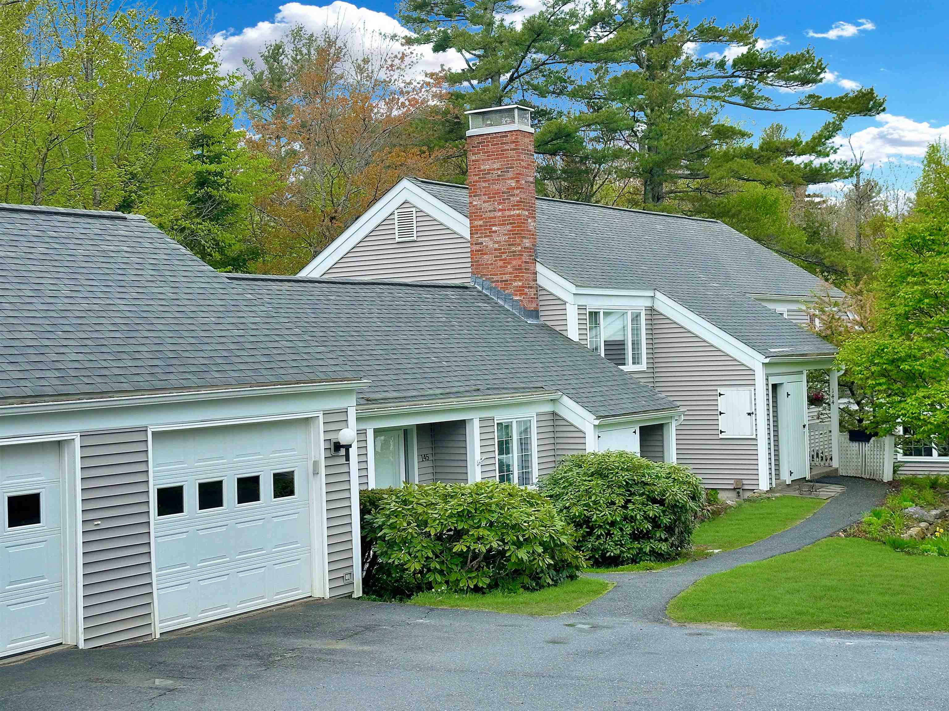 145 Hilltop Place Unit: 145