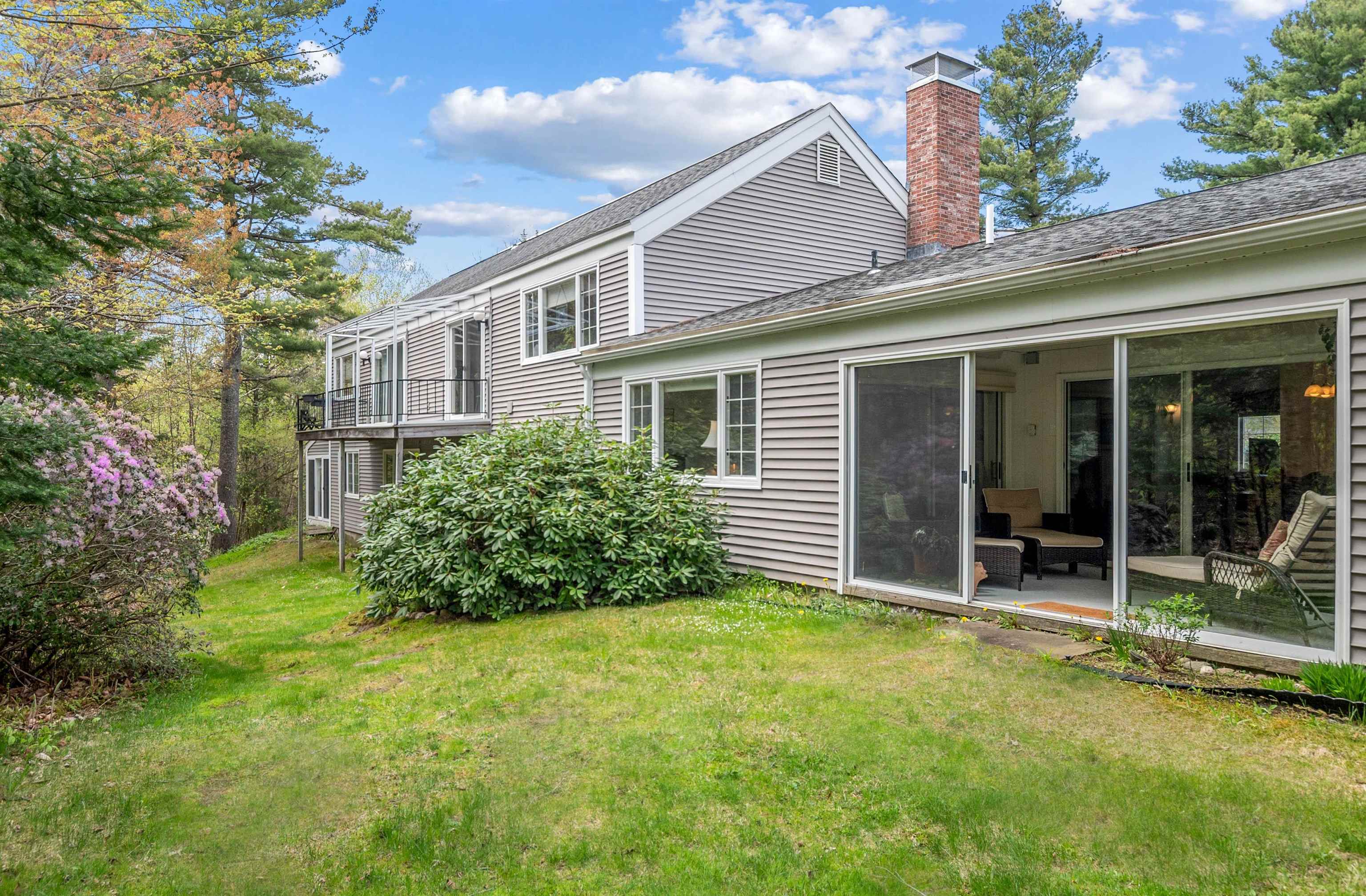 145 Hilltop Place Unit: 145