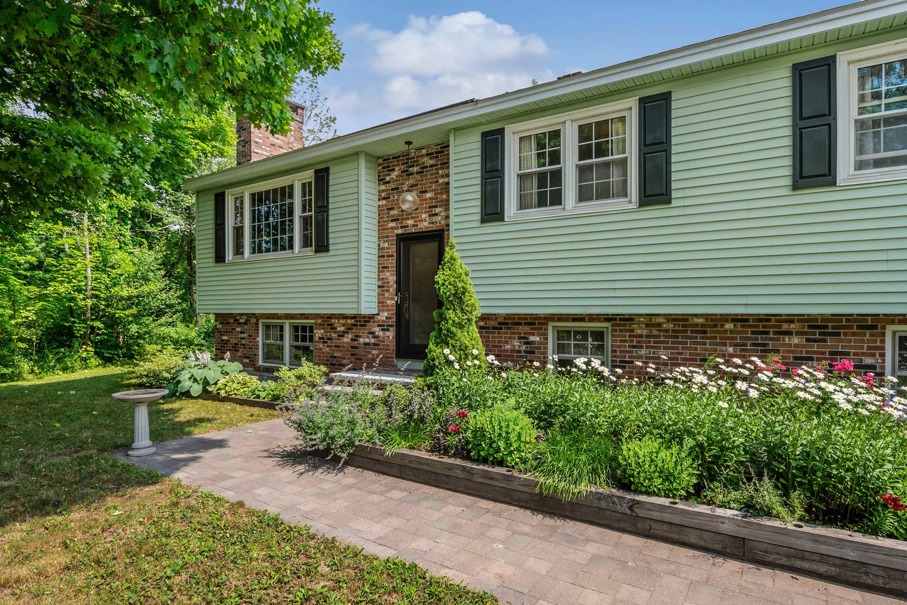 7 Prescott Lane