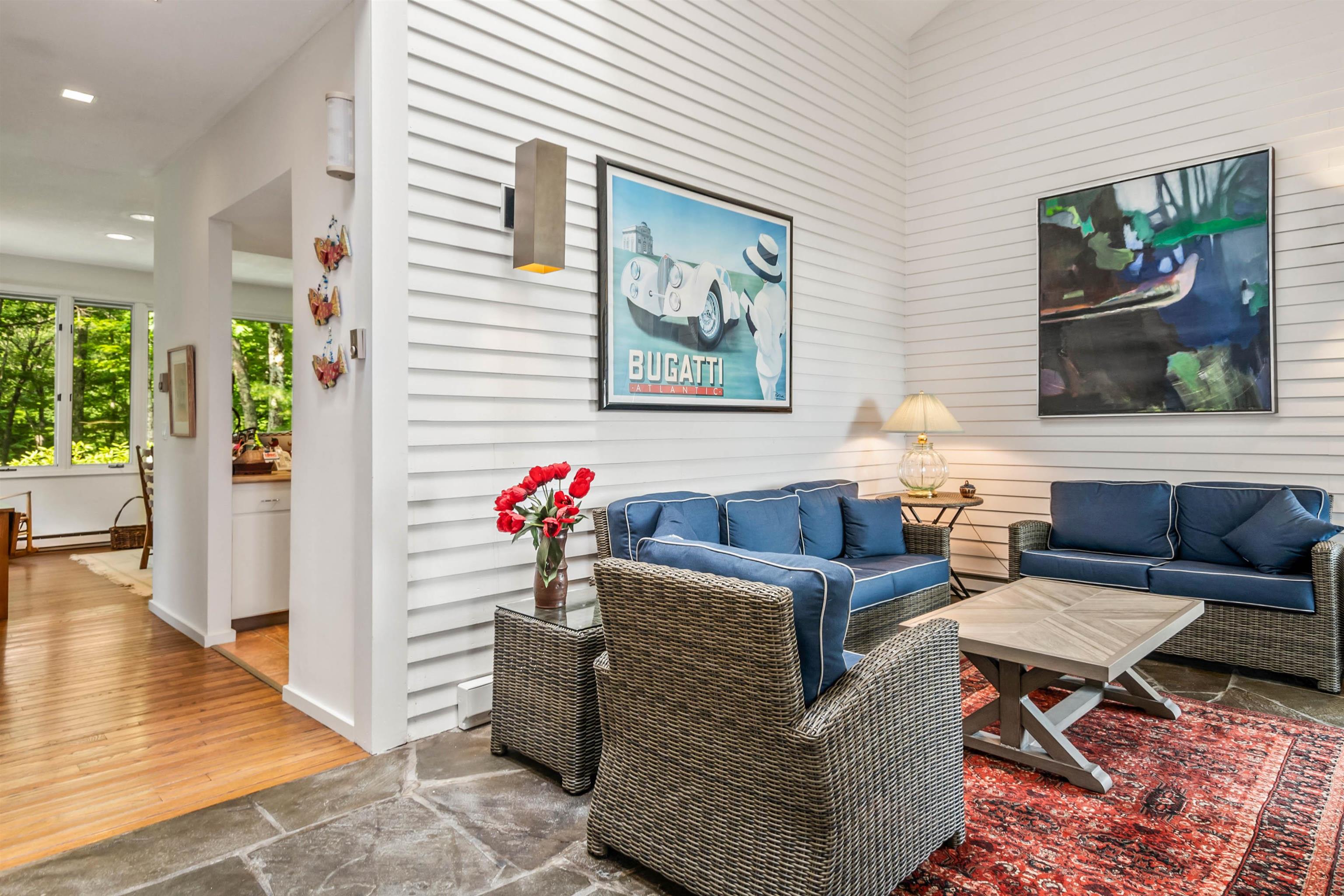 89 Oakledge Road