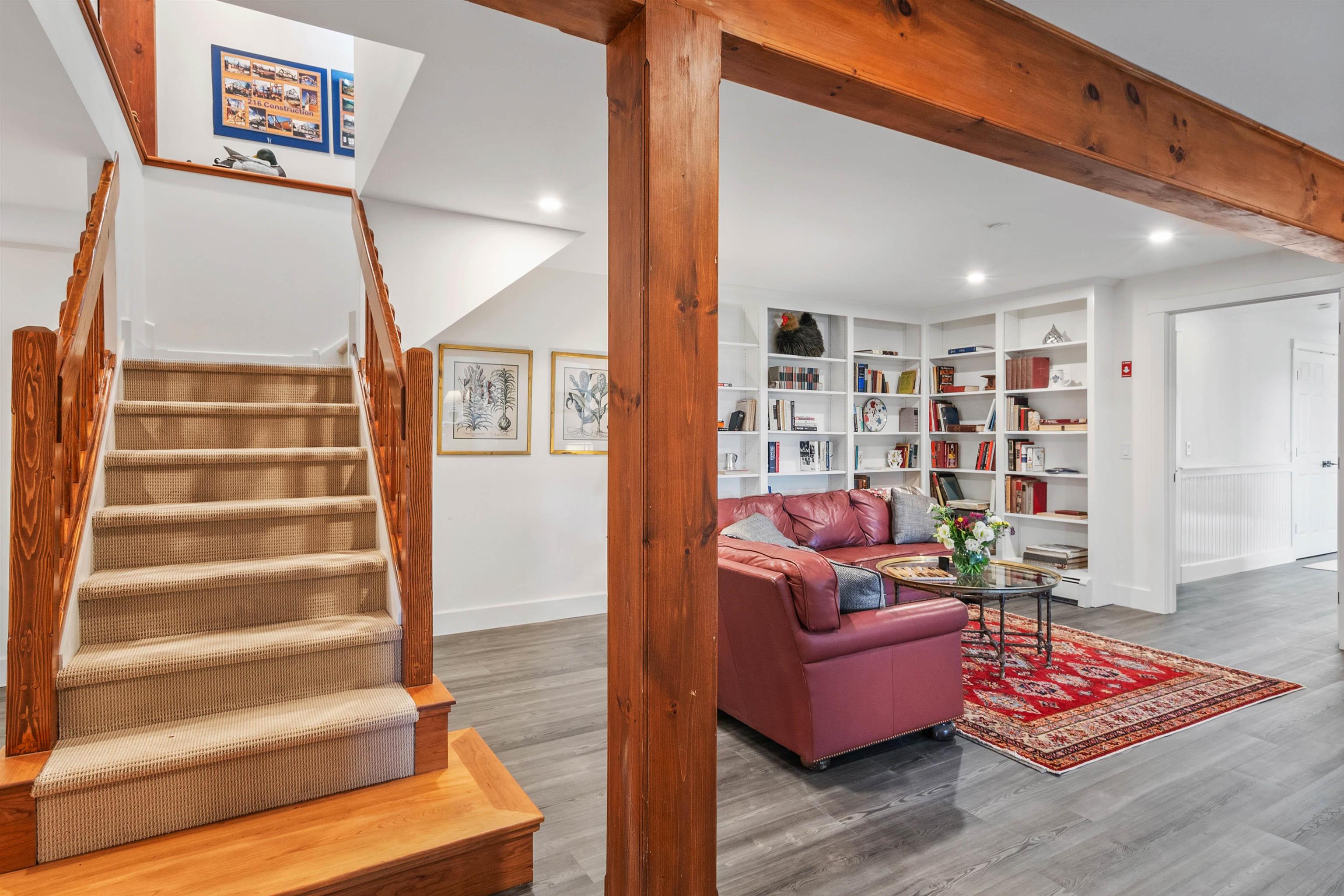 216 Woodland Trace
